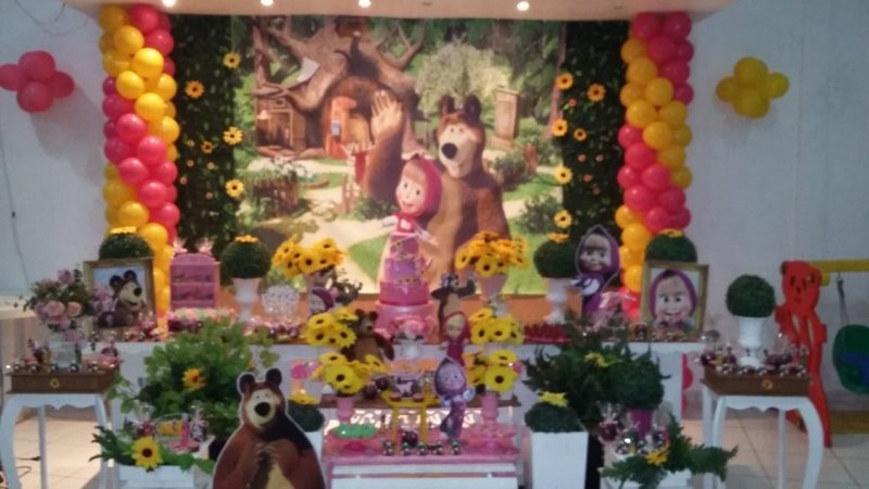 Foto Festa Marcha e o Urso