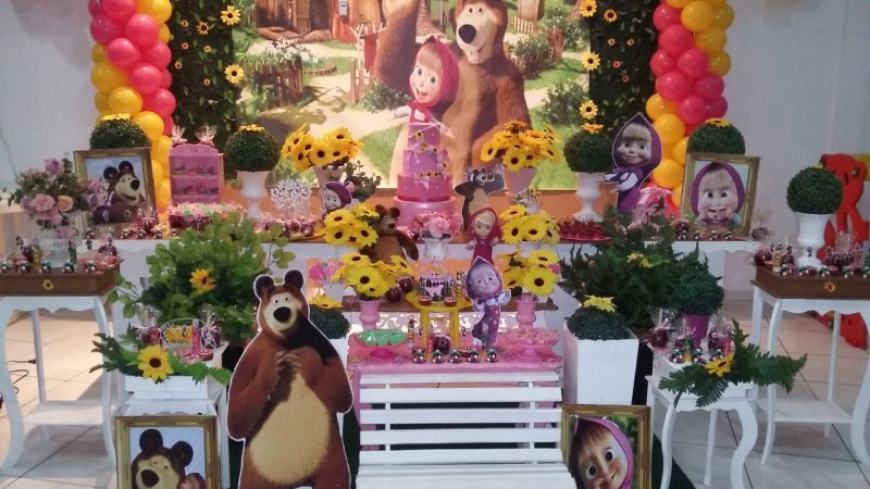Foto Festa Marcha e o Urso