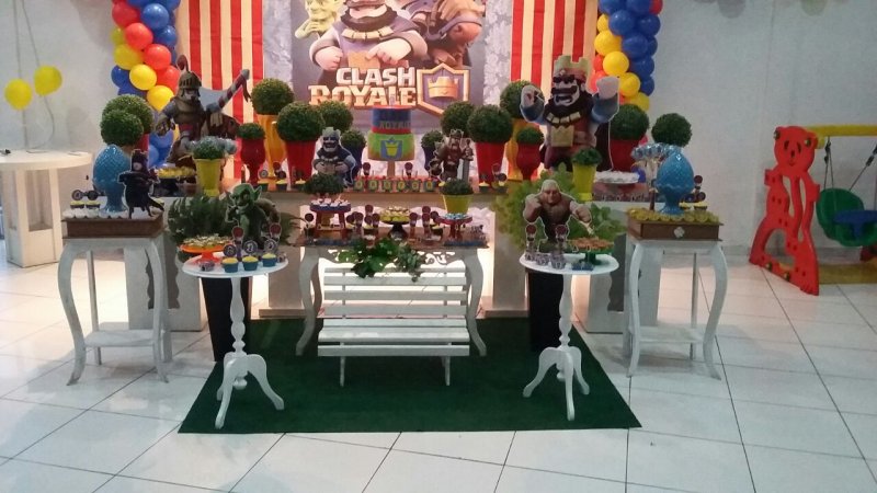 Foto Festa tema Clash Royale